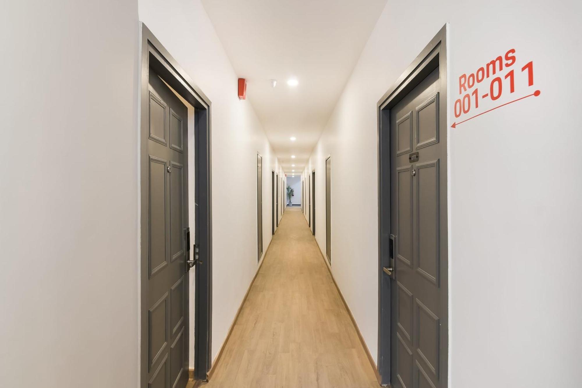 Townhouse The Awadh Airport Near Chaudhary Charan Singh International Airport Hotel Bijnaur Екстериор снимка