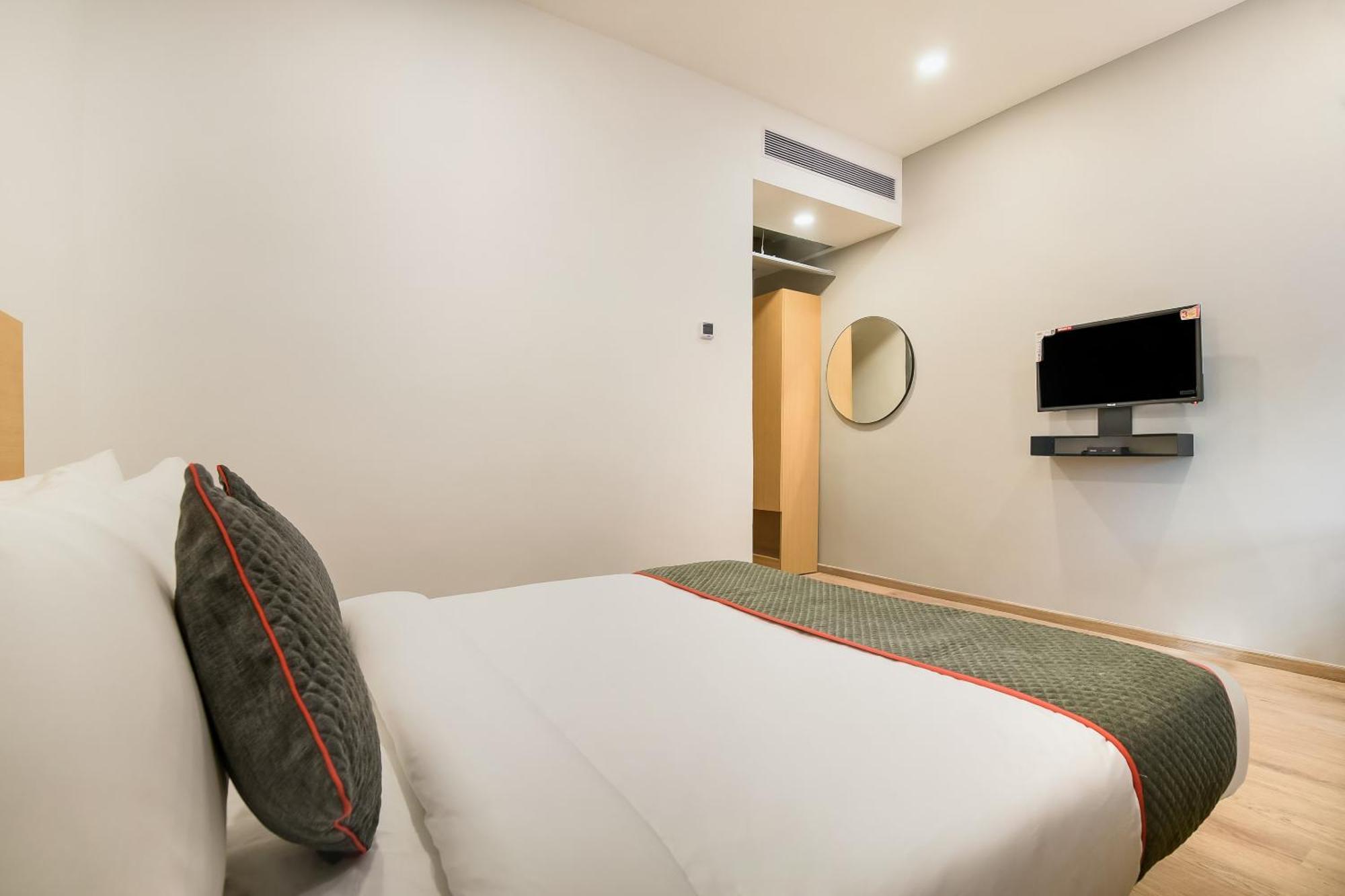 Townhouse The Awadh Airport Near Chaudhary Charan Singh International Airport Hotel Bijnaur Екстериор снимка