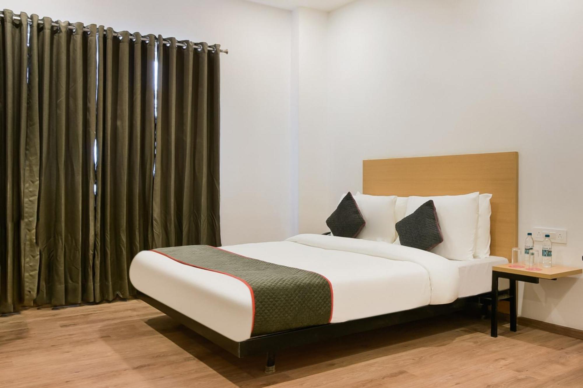 Townhouse The Awadh Airport Near Chaudhary Charan Singh International Airport Hotel Bijnaur Екстериор снимка