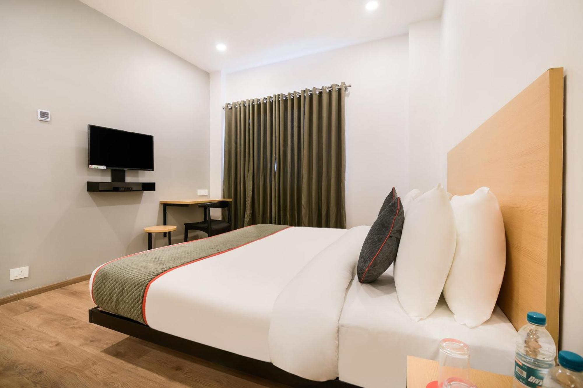 Townhouse The Awadh Airport Near Chaudhary Charan Singh International Airport Hotel Bijnaur Екстериор снимка