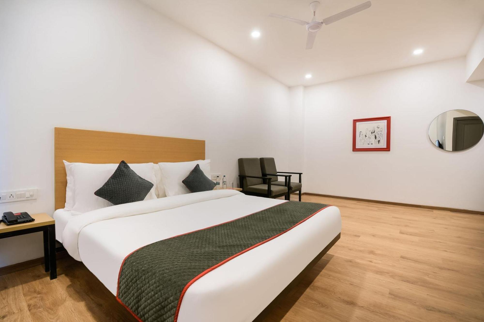 Townhouse The Awadh Airport Near Chaudhary Charan Singh International Airport Hotel Bijnaur Екстериор снимка