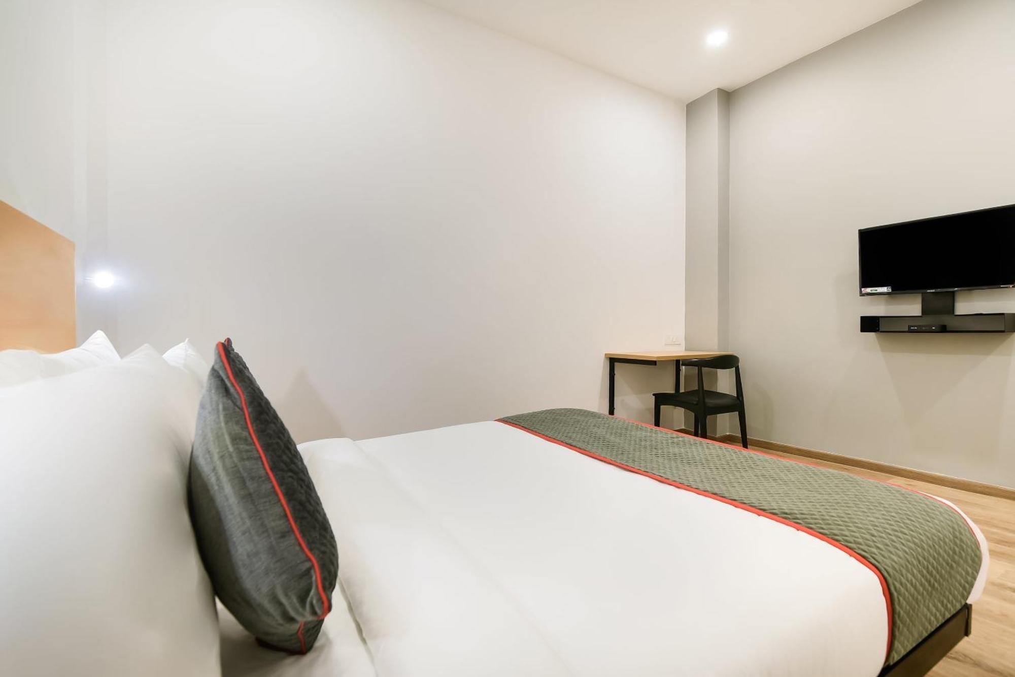 Townhouse The Awadh Airport Near Chaudhary Charan Singh International Airport Hotel Bijnaur Екстериор снимка